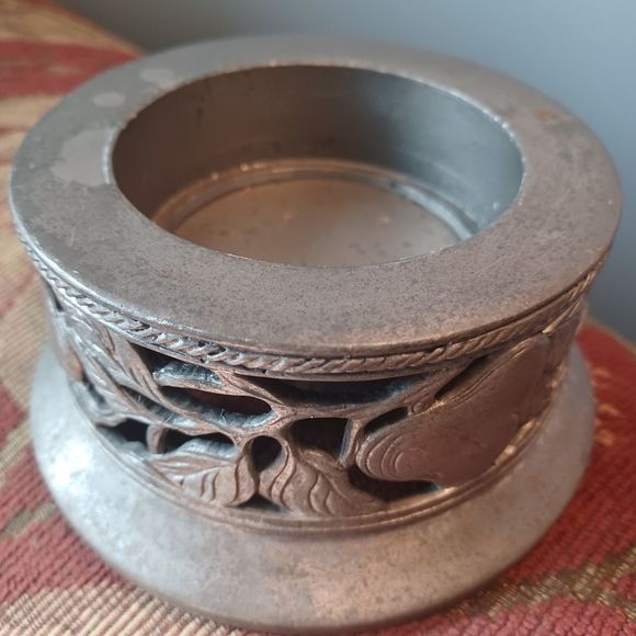 vintage candle holder. Pewter, heavy, pears, Signed Seagull 1998 Etain Canada - Picture 11 of 14